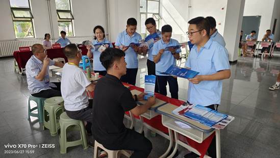 长治市青鸟智源学校2